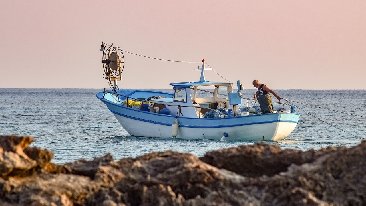 Fermeture de certaines activités de pêche dans le Golfe de Gascogne et mesures de soutien